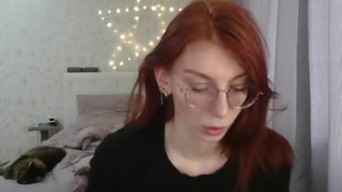 Snapshot of katekalen chatting on April 2026 05:26:02 AM Kate Bunny online show from April 2026 05:26:02 AM