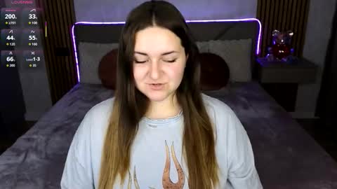 Katelyn online show from October 2025 03:35:02 PM