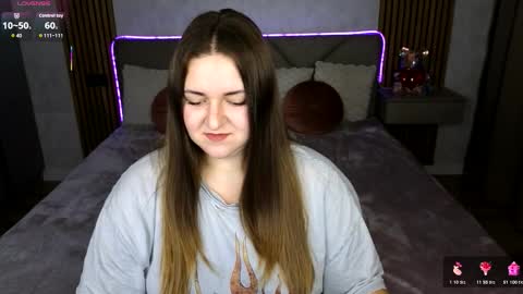 Katelyn online show from October 2025 09:13:01 PM