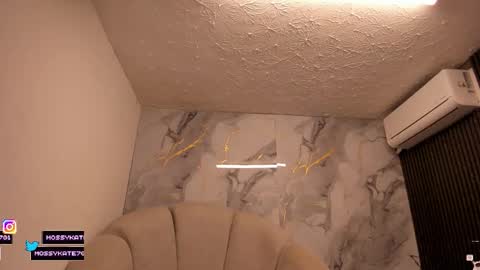 Snapshot of katemoss70 chatting on February 2026 12:00:01 PM Im Katherine but call me Kate online show from February 2026 12:00:01 PM