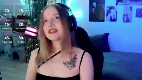 Lisa online show from February 2025 08:46:01 PM