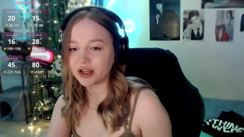 Lisa online show from February 2025 05:09:01 PM