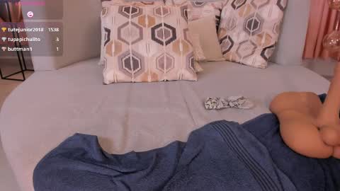 Snapshot of katesunder chatting on February 2025 05:20:02 PM K A T E online show from February 2025 05:20:02 PM