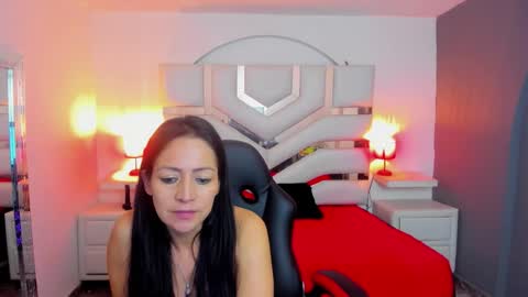 kate Tompson online show from January 2026 11:15:02 AM