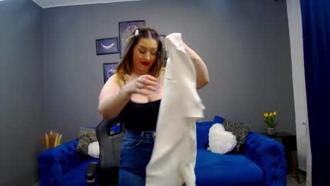 Kate online show from January 2025 12:28:01 AM