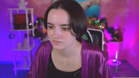 katewillows online show from December 2025 03:56:01 AM