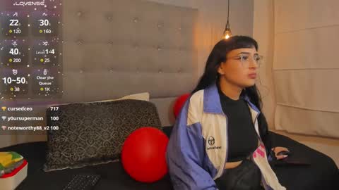 Snapshot of kathaline_markle chatting on February 2025 02:45:01 AM Katha or Cintya online show from February 2025 02:45:01 AM