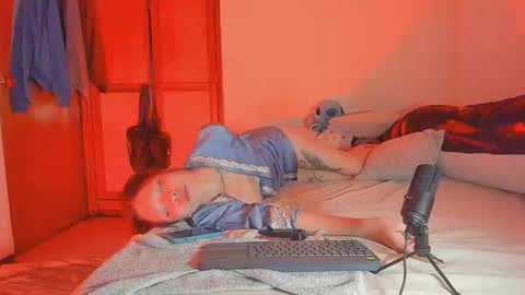 Snapshot of kathc_19 chatting on January 2025 09:56:01 AM Katerine online show from January 2025 09:56:01 AM