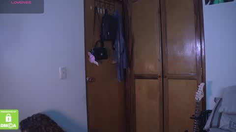 Snapshot of kathc_19 chatting on November 2025 01:49:02 AM Katerine online show from November 2025 01:49:02 AM