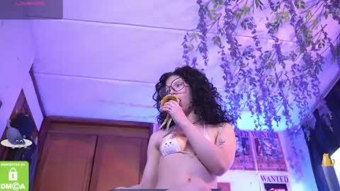 Katerine online show from June 2026 10:35:02 PM