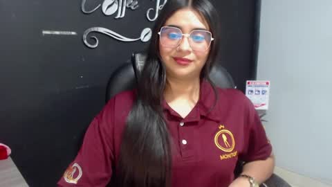 Call me Lau  online show from May 2026 09:45:01 PM