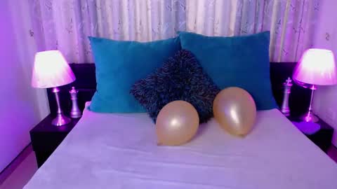 Snapshot of kathe_lin chatting on June 2026 11:44:01 AM Kathe online show from June 2026 11:44:01 AM