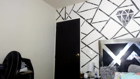 KATHE SANT online show from January 2025 03:26:01 AM