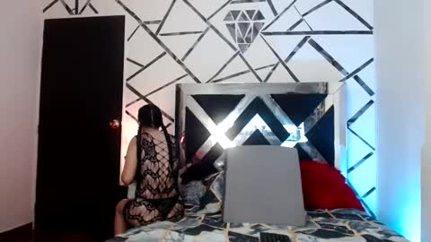 KATHE SANT online show from January 2025 03:17:01 AM