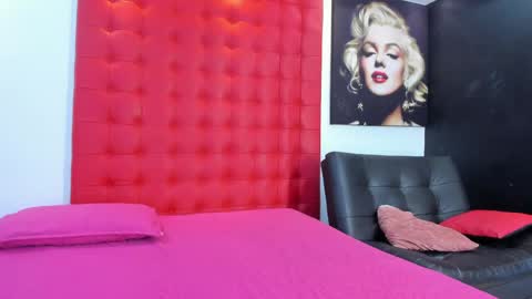 Snapshot of kathee_queen chatting on April 2026 03:37:02 AM Kathe online show from April 2026 03:37:02 AM