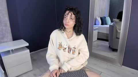 KatheGomez  online show from April 2026 02:22:02 AM