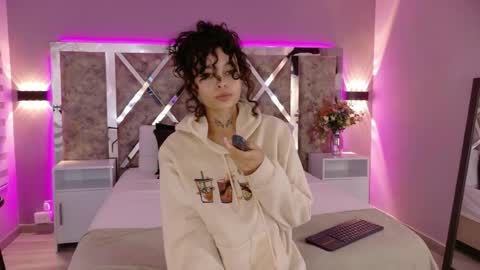 KatheGomez  online show from May 2026 02:40:02 AM