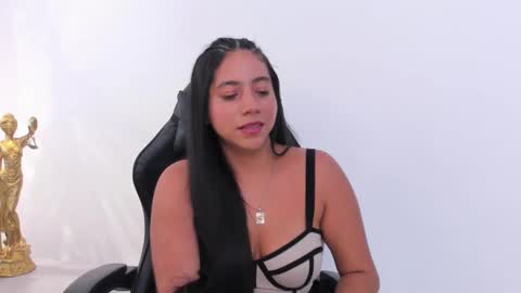 Snapshot of katherin_carter chatting on December 2024 07:16:02 AM Kathe Carter online show from December 2024 07:16:02 AM