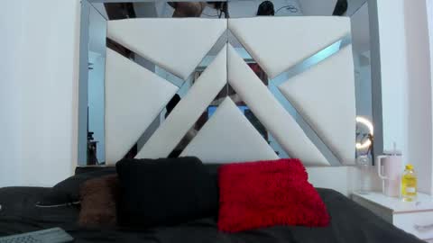 Katherine Foster online show from April 2026 09:37:02 PM