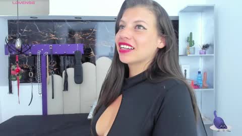 Snapshot of kathia_arnstrong chatting on February 2025 05:05:02 PM Kathia online show from February 2025 05:05:02 PM