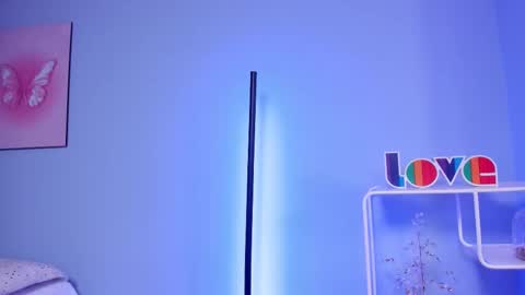 Snapshot of kathia_saenz chatting on November 2025 04:13:01 AM Kathia online show from November 2025 04:13:01 AM