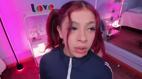 Snapshot of kathia_saenz chatting on November 2025 04:58:02 AM Kathia online show from November 2025 04:58:02 AM