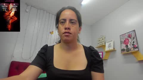 Paola online show from February 2025 12:27:02 PM