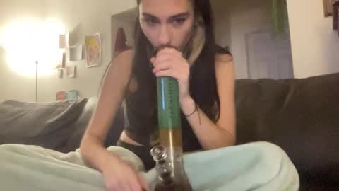 Kathryn online show from October 2025 07:40:02 AM