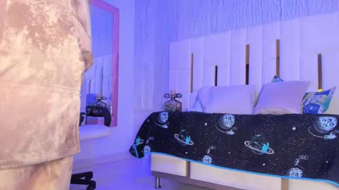 Kathy  online show from January 2025 03:01:01 AM