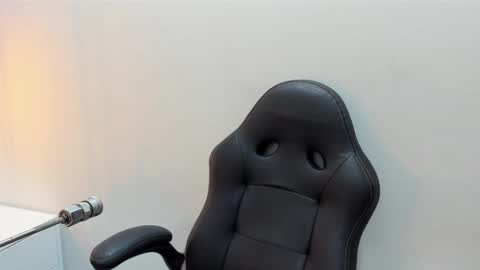 Khaty online show from February 2025 11:55:01 AM