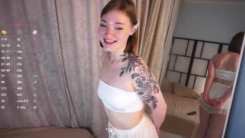 Aneta online show from September 2025 09:48:02 PM