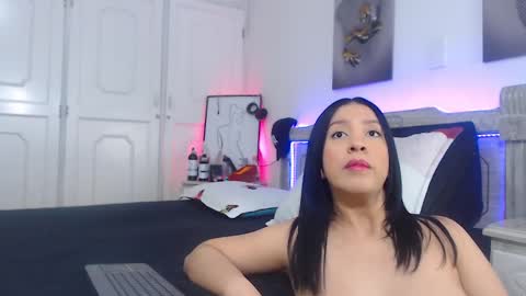 Katiuska online show from February 2025 07:27:02 AM