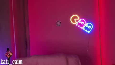     online show from March 2025 03:45:02 PM