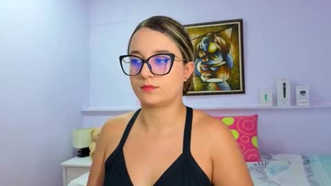 Khaterine online show from October 2025 11:50:01 AM