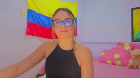 Snapshot of katia_foxx chatting on June 2026 12:07:02 PM Khaterine online show from June 2026 12:07:02 PM