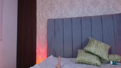 Karen Villas online show from February 2025 11:10:02 PM