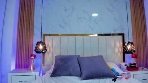 Karen Villas online show from March 2025 11:00:02 PM