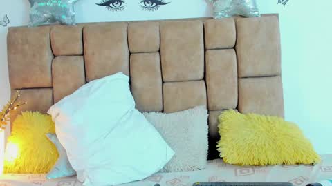 Katia Cuper  online show from January 2025 08:31:02 PM