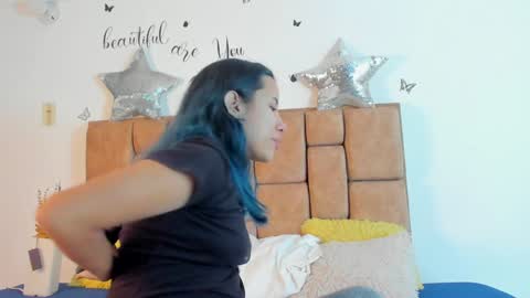 Katia Cuper  online show from January 2025 12:06:02 PM