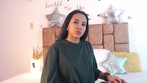 Katia Cuper  online show from January 2025 12:05:02 PM