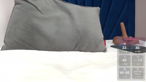 Snapshot of katiafosterr chatting on November 2025 02:07:01 PM Katia Foster online show from November 2025 02:07:01 PM