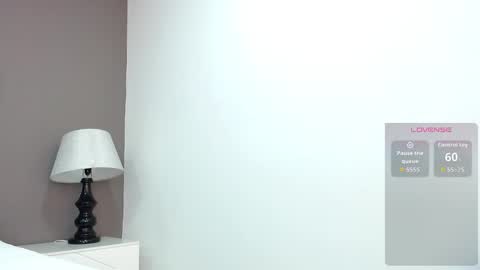 Snapshot of katiafosterr chatting on December 2025 11:59:01 AM Katia Foster online show from December 2025 11:59:01 AM