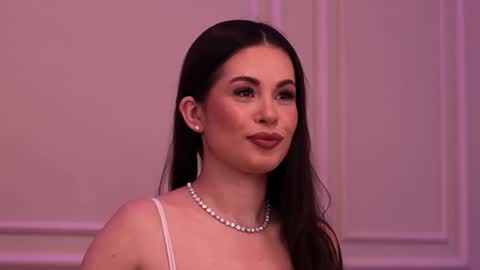 Snapshot of katie_hayes chatting on November 2025 07:02:02 PM Katie online show from November 2025 07:02:02 PM