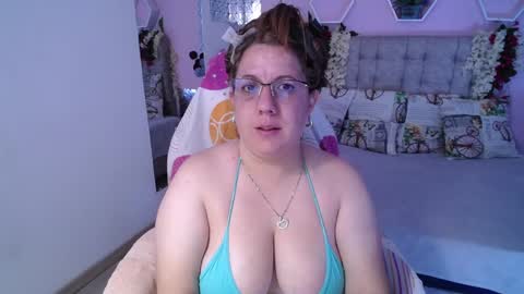 katerin Joness online show from January 2025 12:47:02 PM