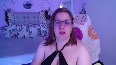 katerin Joness online show from January 2025 12:35:01 PM