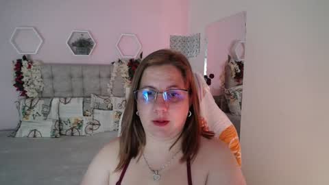 katerin Joness online show from January 2025 04:04:01 PM