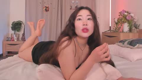 Kate online show from November 2025 03:16:01 PM