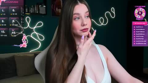 Katie online show from November 2025 10:32:01 PM