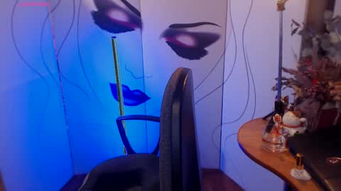 Snapshot of katiejohanson chatting on November 2025 05:41:01 AM Katie online show from November 2025 05:41:01 AM