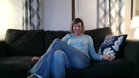 Snapshot of katieutopia chatting on January 2026 03:12:02 AM katieutopia online show from January 2026 03:12:02 AM